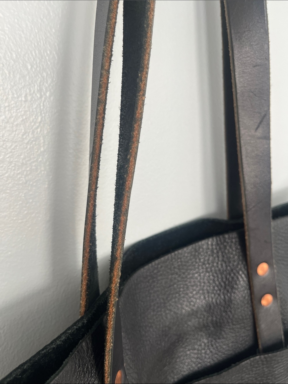 KMM & CO Black Leather Tote with Copper Stud Details - Picture 10 of 13